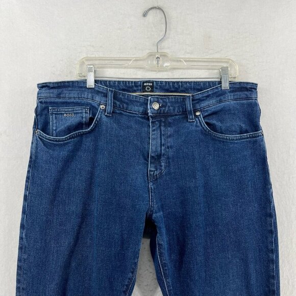 Hugo Boss Jeans Mens 38 Blue Regular Fit Dark Wash Denim Zip Fly Straight Fit - Picture 6 of 12